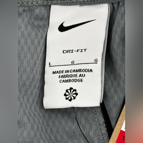 Nike Mens Gray‎ Loose Fit Below the Knee Drawstring Shorts NWT Size LG - Picture 9 of 11